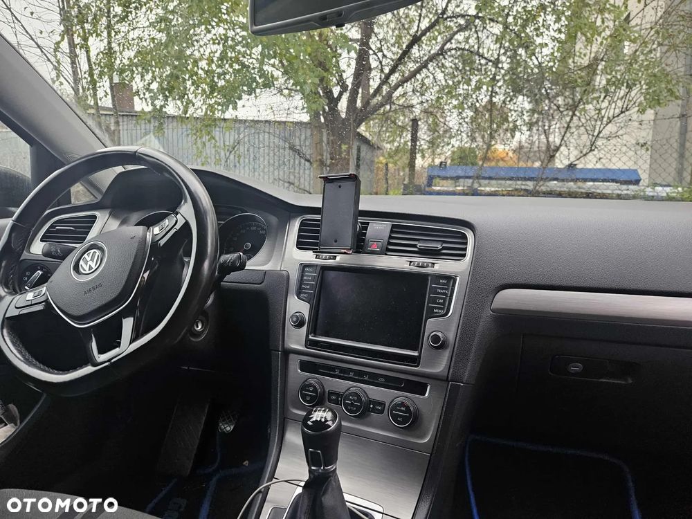 Volkswagen Golf 1.6 TDI BlueMotion Technology Comfortline - 6