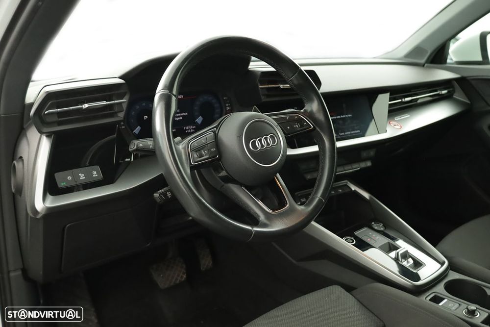 Audi A3 Sportback 30 TFSI Advanced S tronic - 5