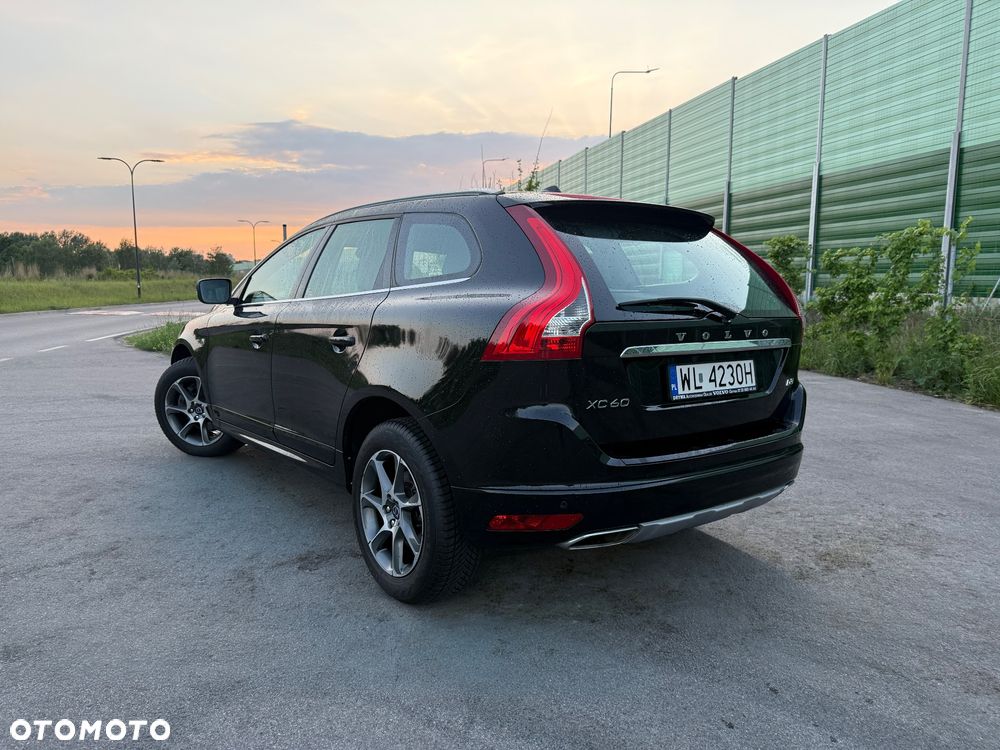 Volvo XC 60 D3 Drive-E Ocean Race - 8
