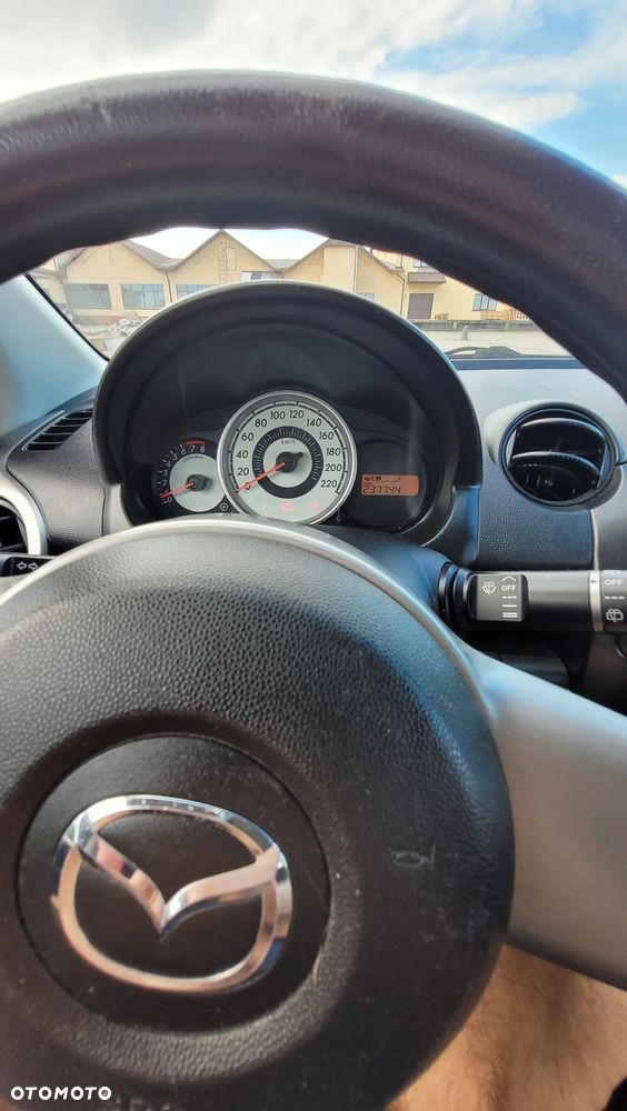 Mazda 2 1.3 Exclusive - 31