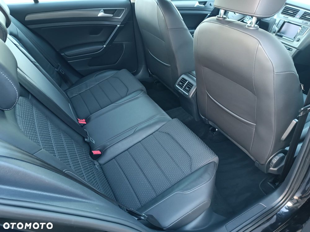 Volkswagen Golf 1.4 TSI BlueMotion Technology Cup - 19