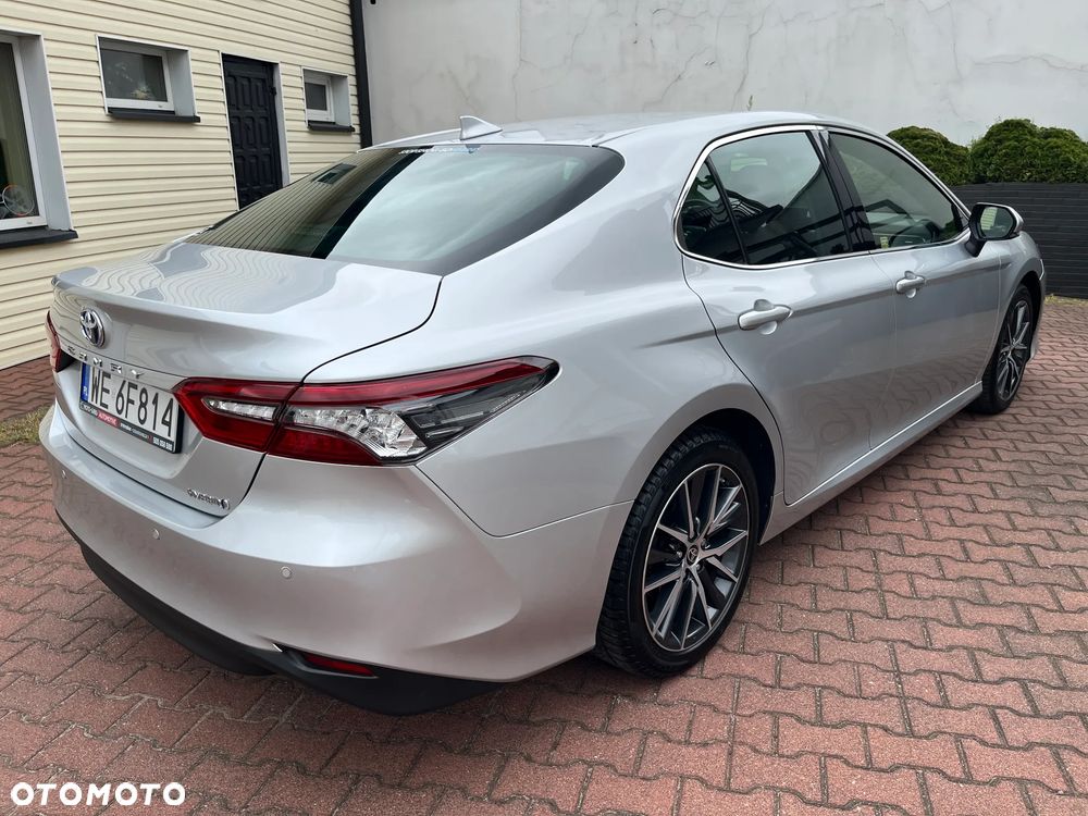 Toyota Camry 2.5 Hybrid Executive CVT - 9