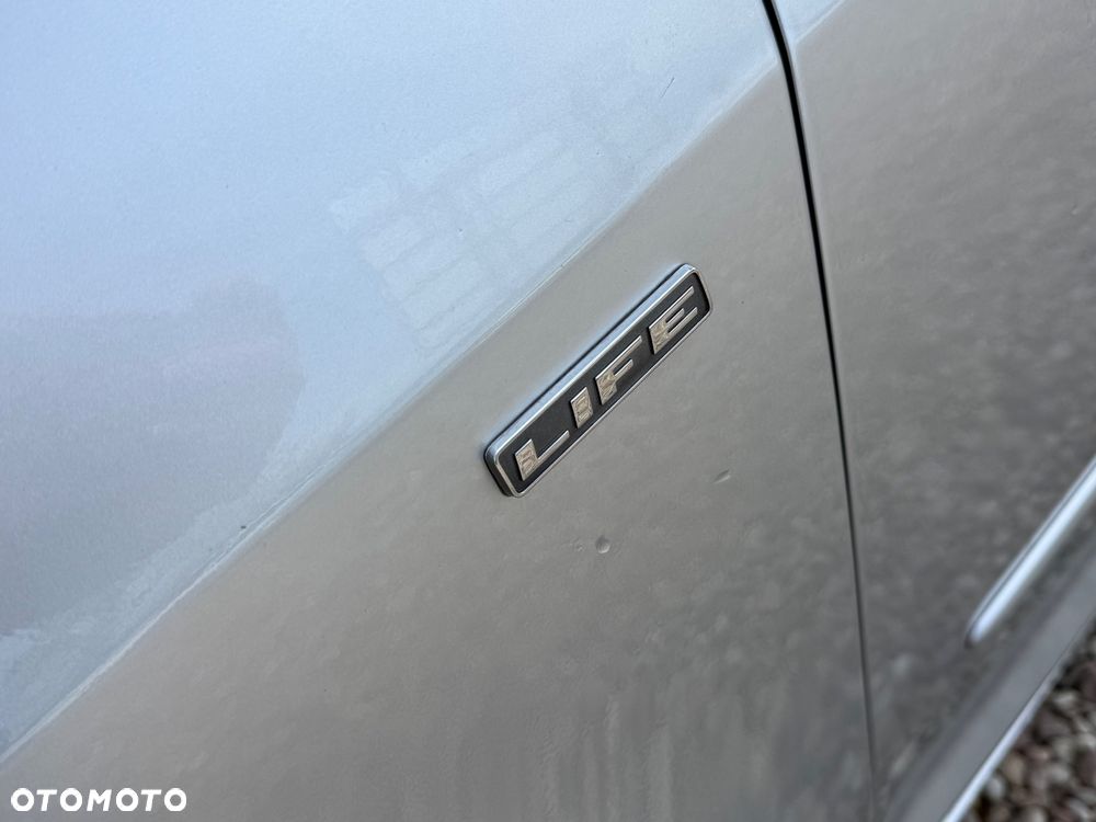 Volkswagen Golf Plus 1.6 TDI DPF Life - 11