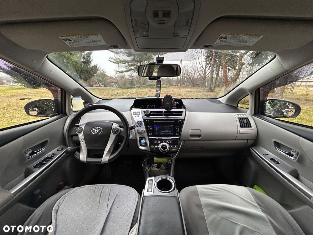 Toyota Prius+ (Hybrid) Comfort - 11