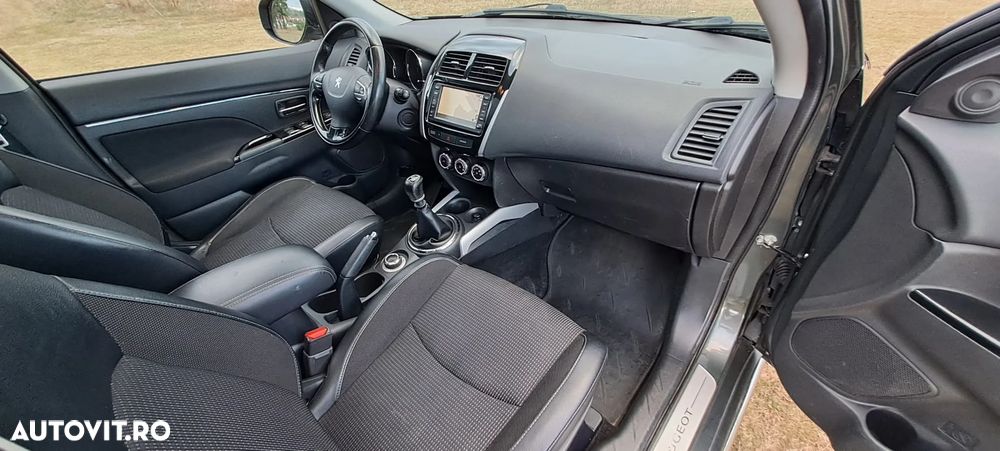 Peugeot 4008 HDI FAP 115 Stop & Start Allure - 17