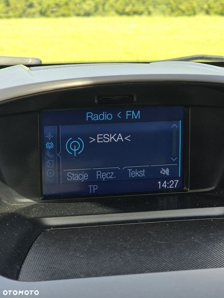 Ford Kuga - 36