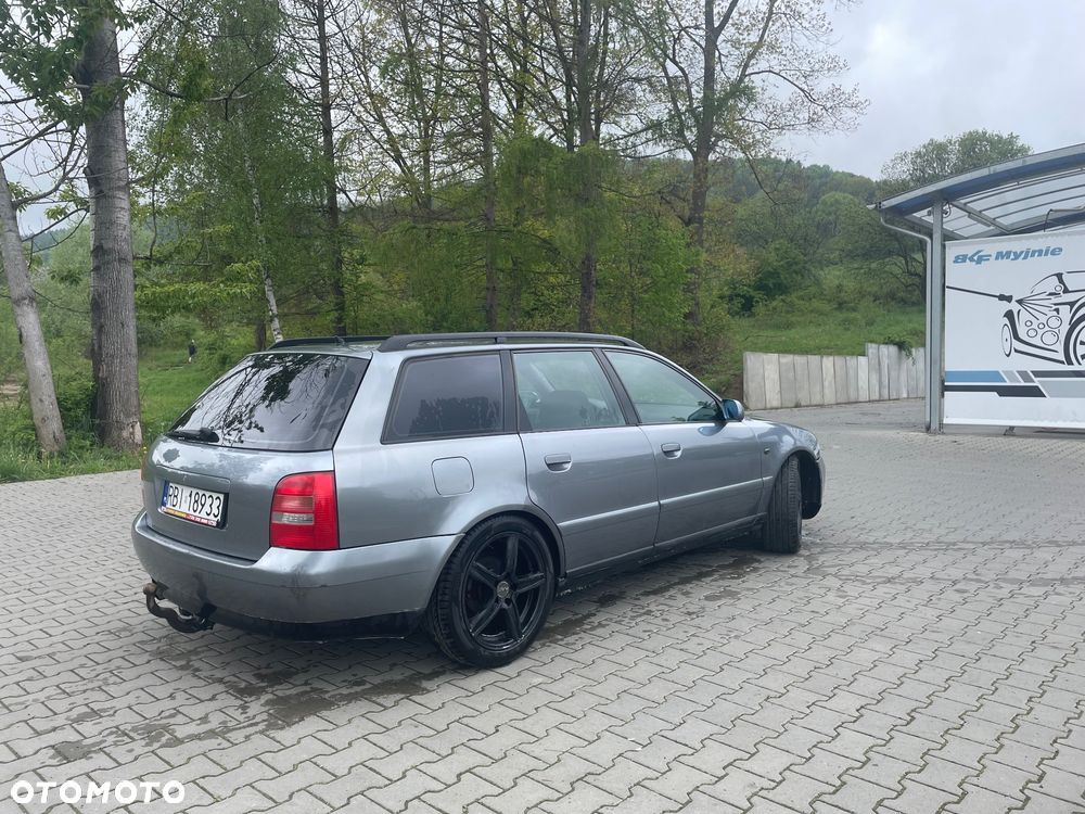 Audi A4 Avant 1.8T Quattro - 10