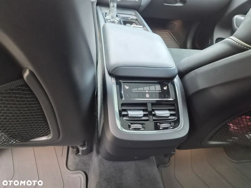 Volvo XC 60 - 16