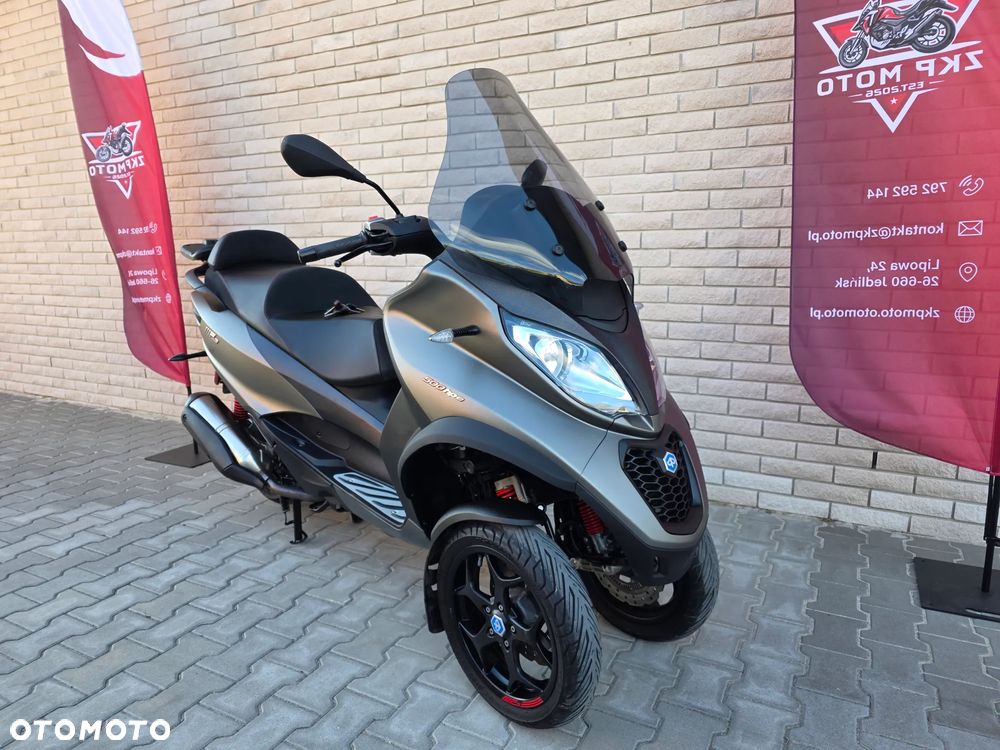 Piaggio MP-3 - 9