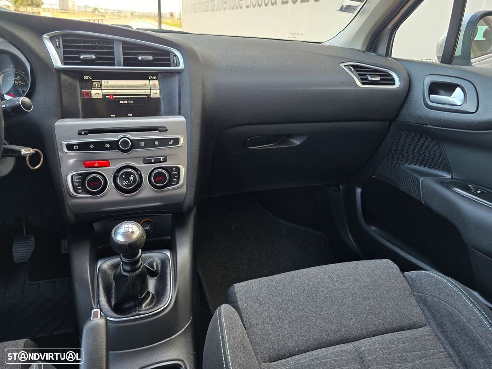 Citroën C4 1.2 PureTech Feel - 28
