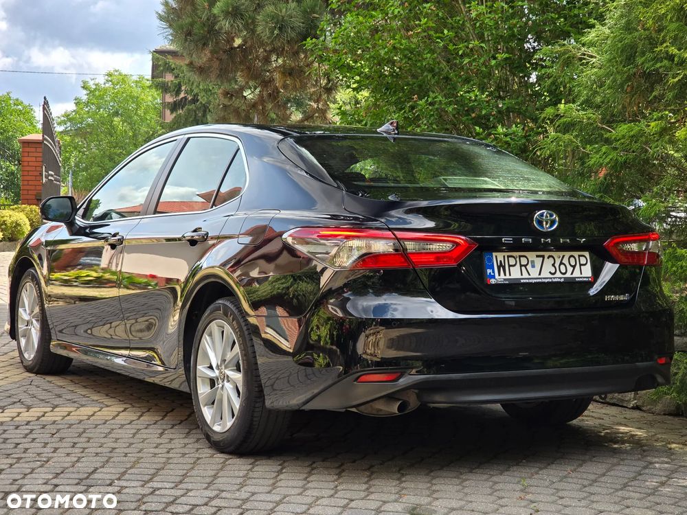 Toyota Camry 2.5 Hybrid Comfort CVT - 4