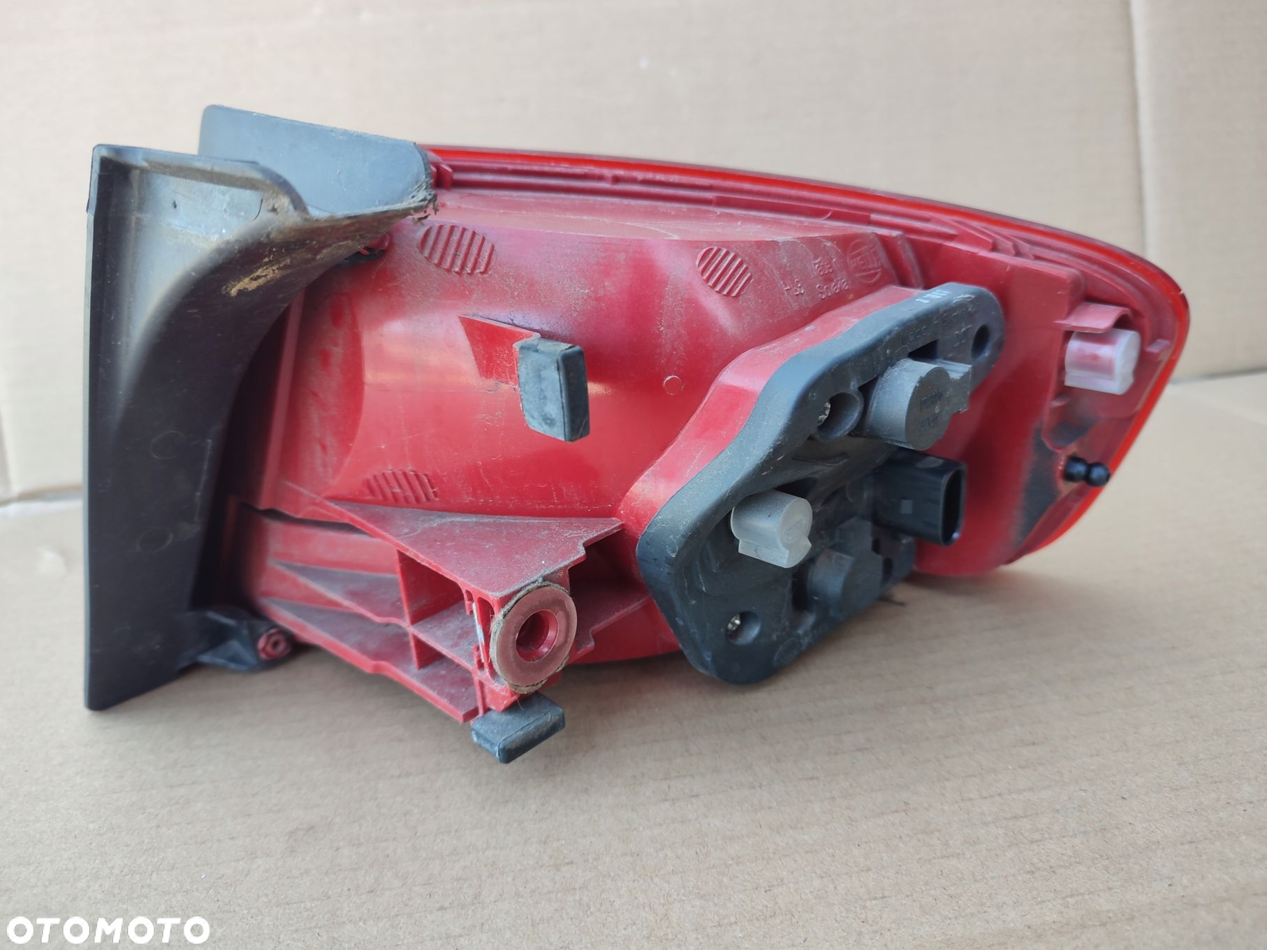 Lampa prawy tył w błotnik AUDI A4 B8 EUROPA SEDAN - 6