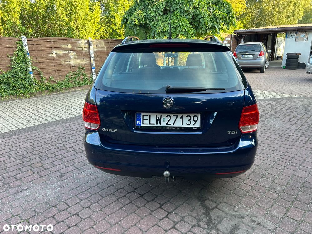 Volkswagen Golf 1.9 TDI DPF Comfortline - 29