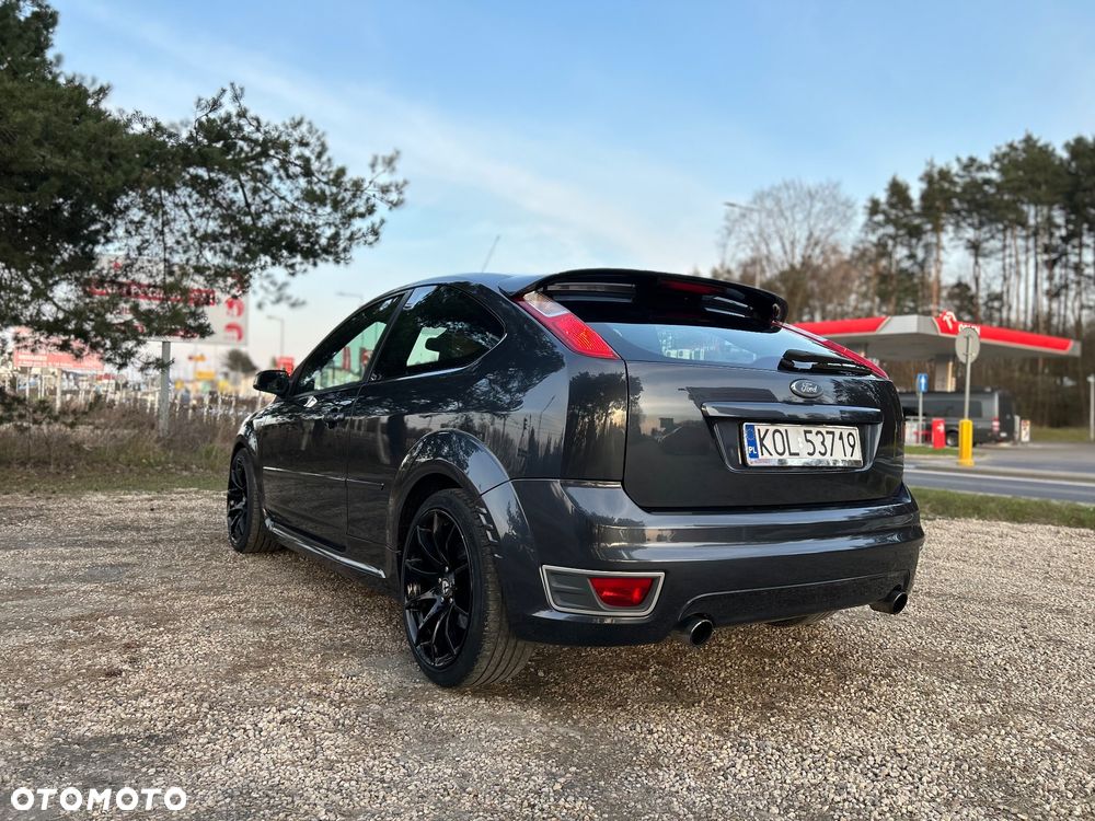 Ford Focus ST - 7