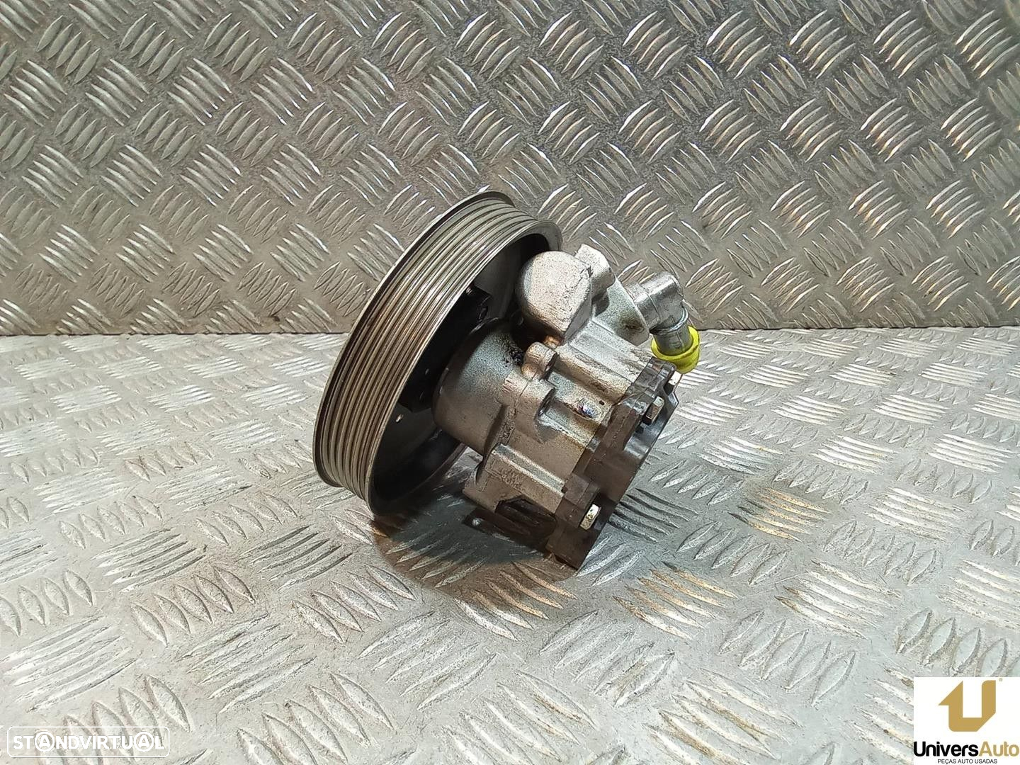 BOMBA SERVODIREÇÃO AUDI A6 2004 -4F0145155H - 2