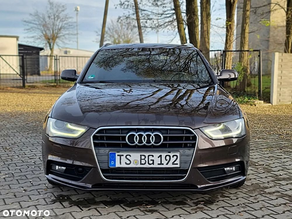 Audi A4 Avant 2.0 TDI DPF S line Sportpaket - 5