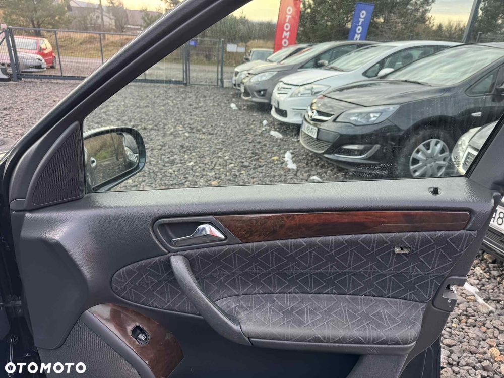 Mercedes-Benz Klasa C - 9