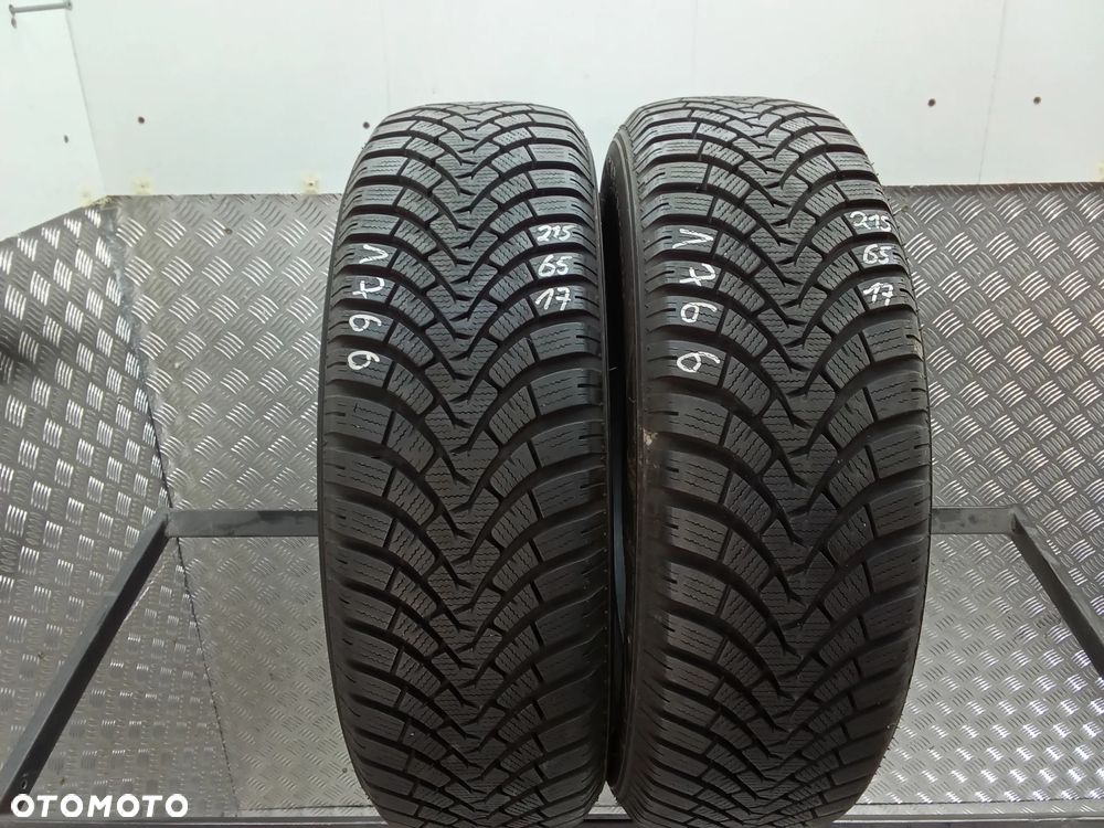 2x Falken Eurowinter HS01 SUV 215/65/17 99H nr.1766 - 1