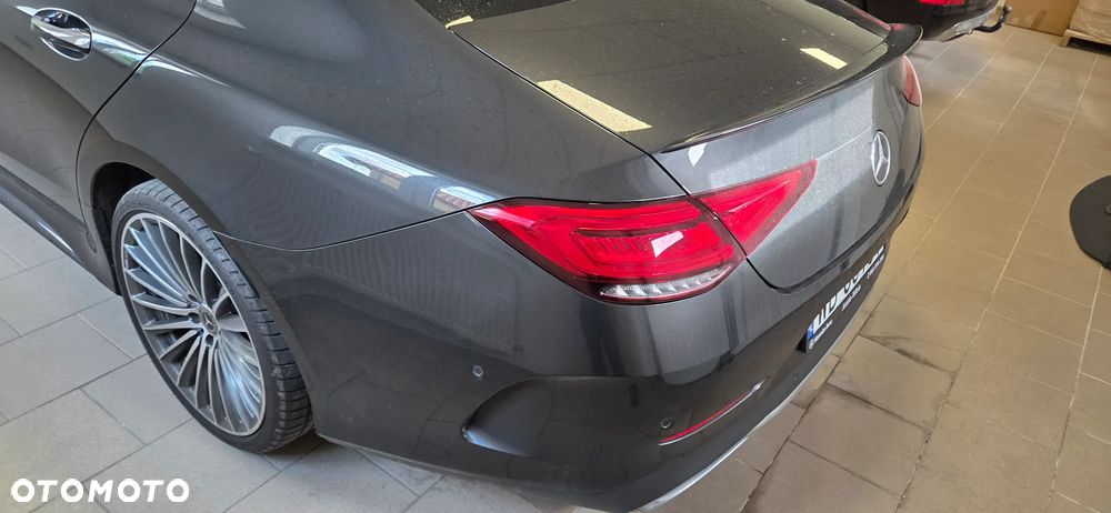 Mercedes-Benz CLS 300 d 4-Matic AMG - 3