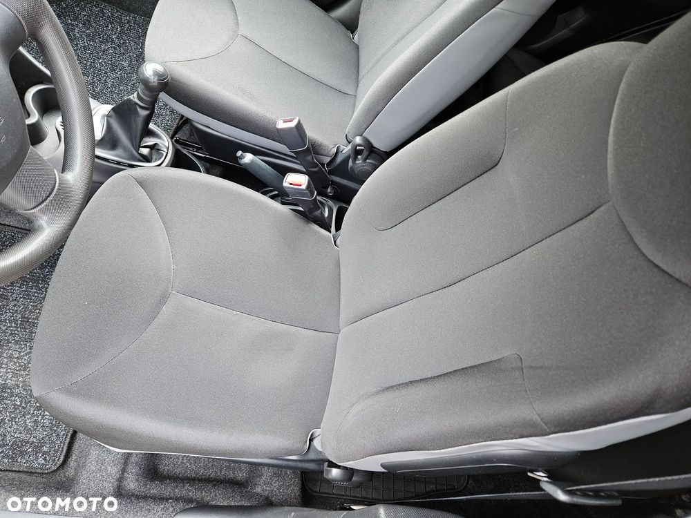 Toyota Auris 1.33 VVT-i Luna - 14