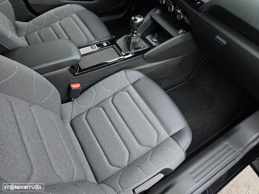 Citroën C4 1.2 PureTech Plus - 32