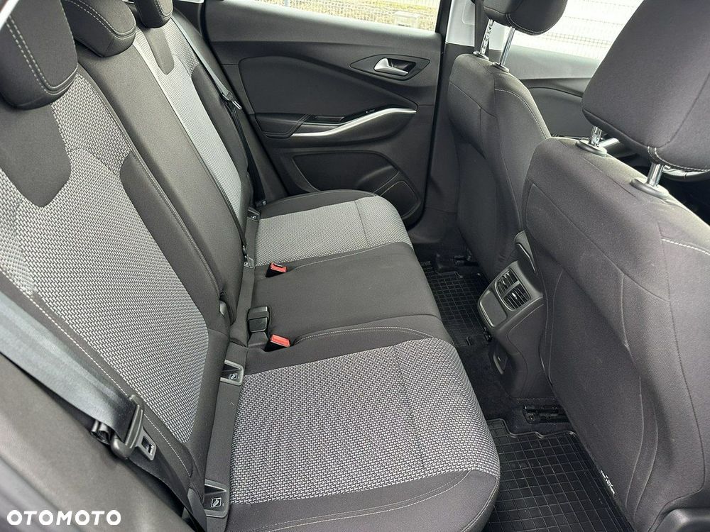 Opel Grandland X - 13
