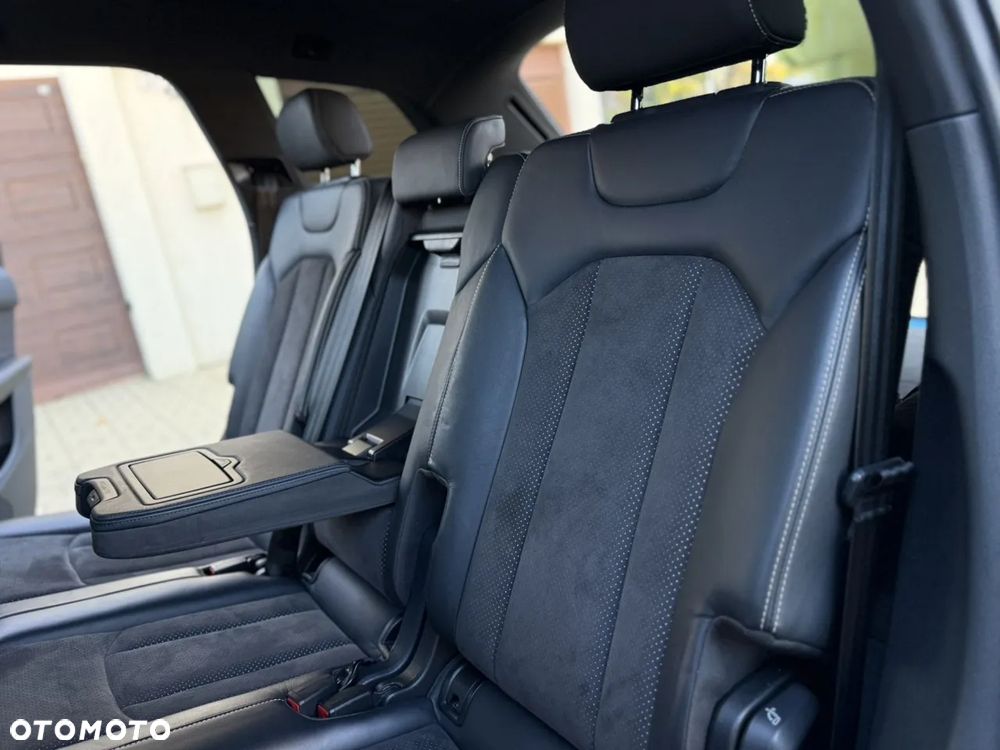 Audi Q7 - 28
