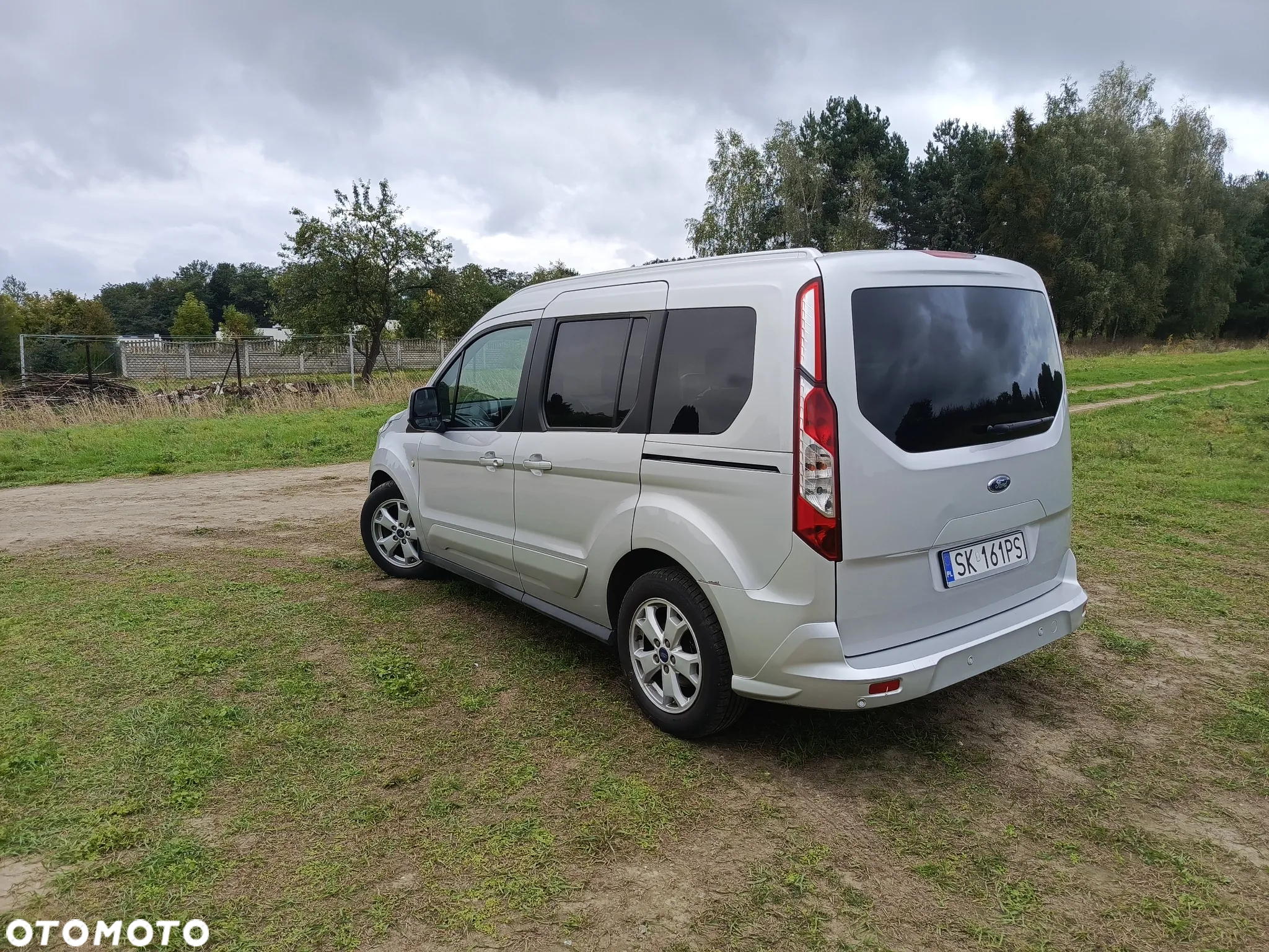 Ford Tourneo Connect 1.5 TDCi Titanium - 3