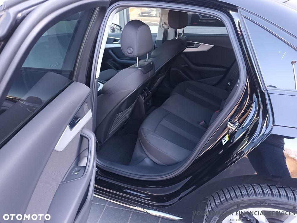 Audi A4 Limousine - 10