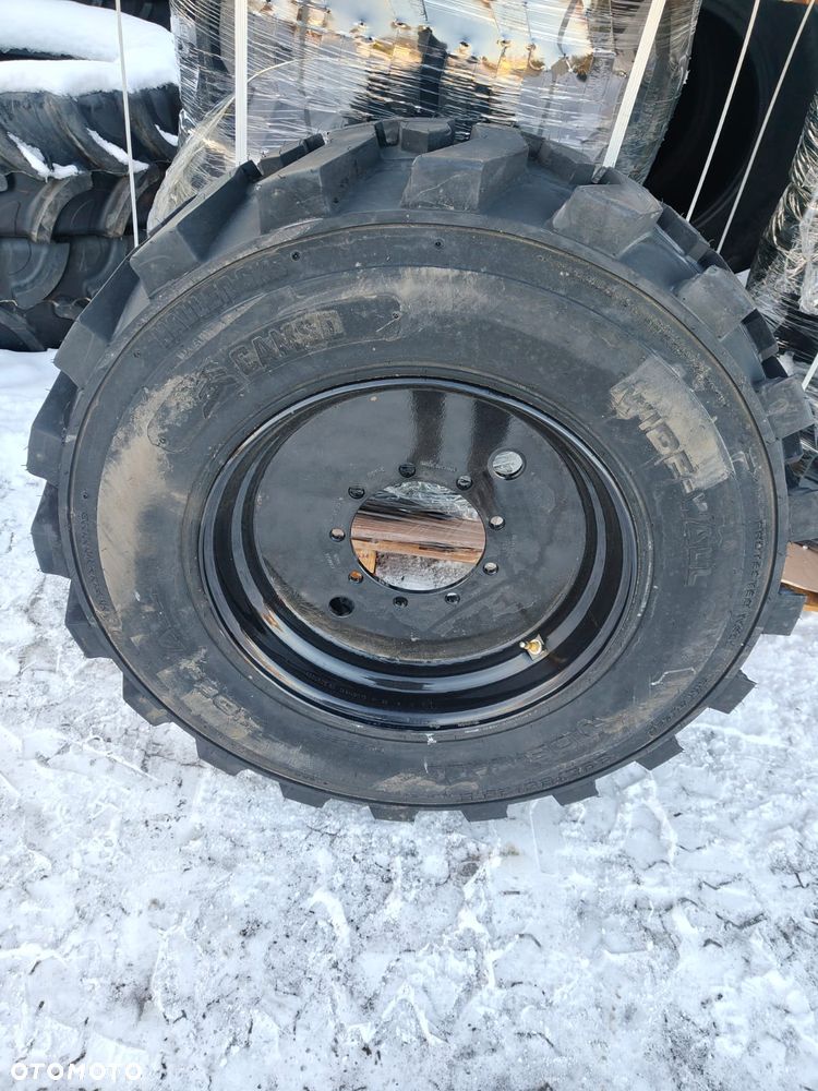 KOŁO KPL./OGUM. 385/65-22.5 (15-22.5) NHS 12PR Camso Hauler SKS - 5