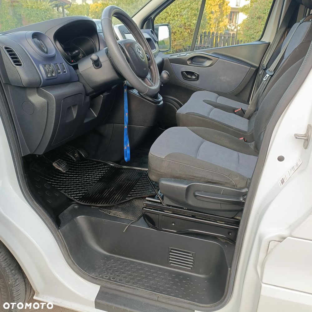 Opel Vivaro - 27