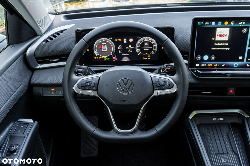 Volkswagen T-Roc - 23