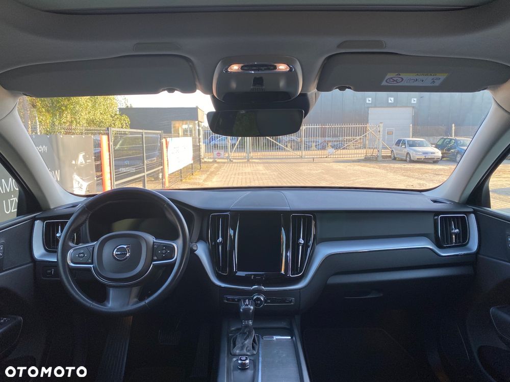 Volvo XC 60 D4 AWD Momentum - 18