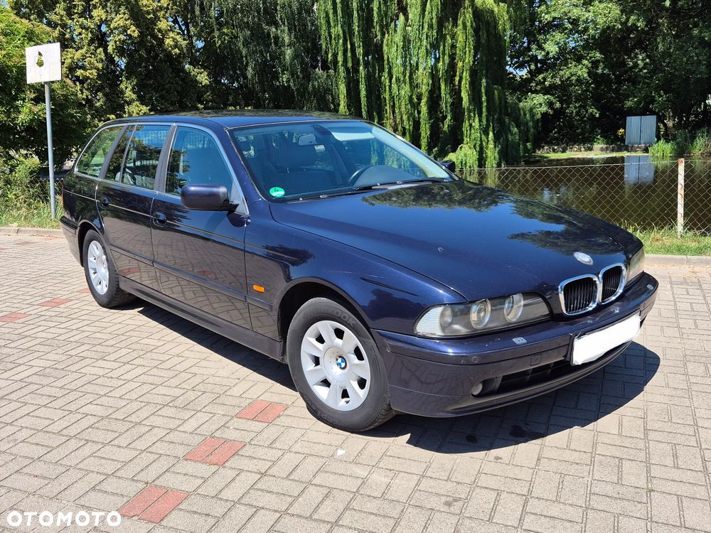 BMW Seria 5 520i - 1