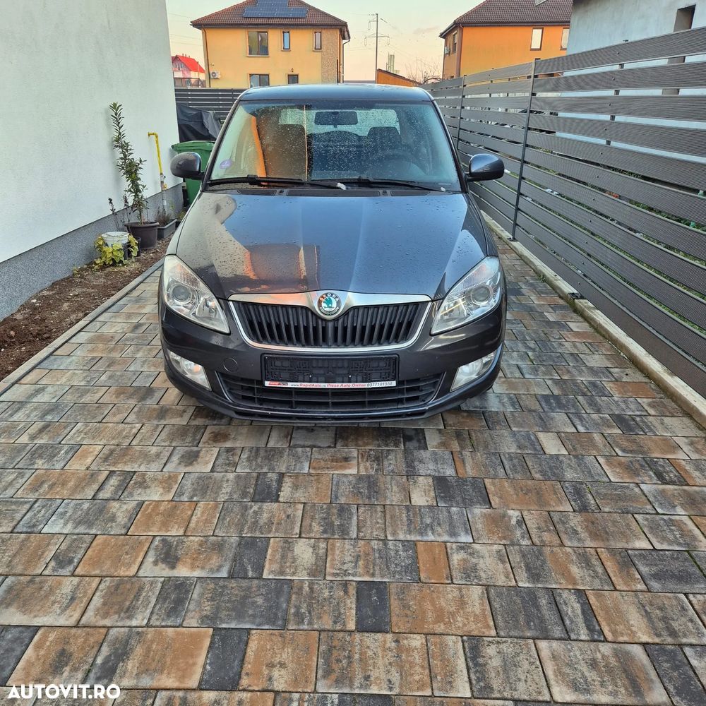 Skoda Fabia 1.2 HTP Cool Colour Edition - 1