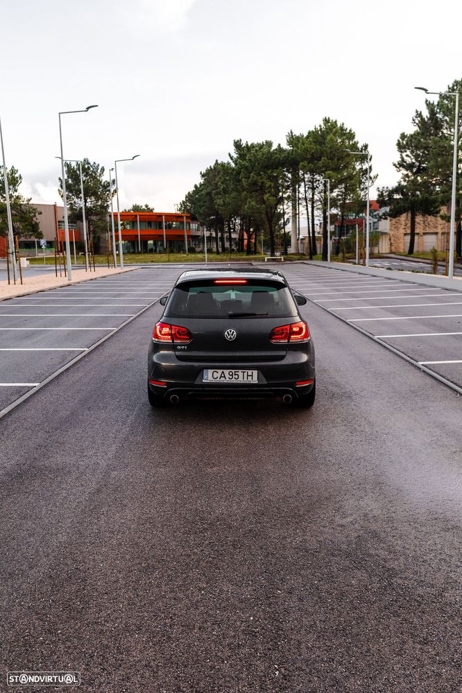 VW Golf 2.0 GTI DSG - 3