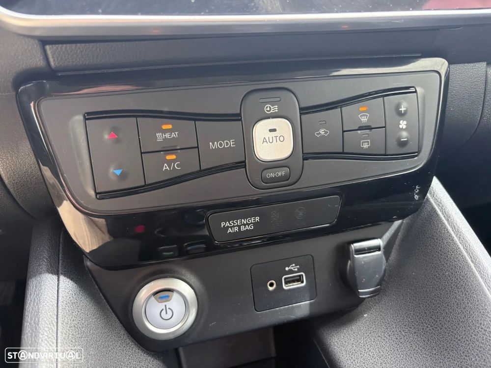 Nissan Leaf 40 kWh Acenta - 48