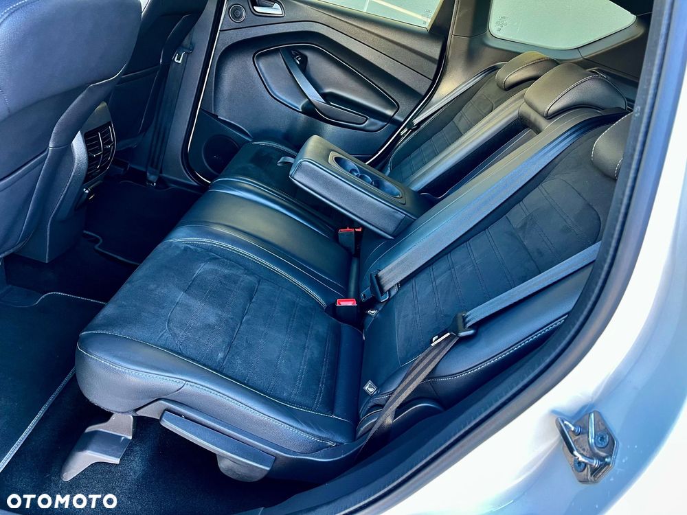 Ford Kuga 2.0 TDCi 4x4 ST-Line - 10