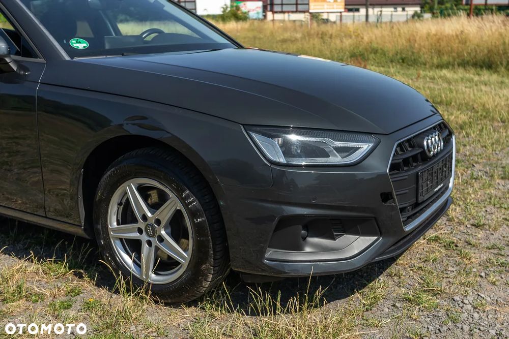 Audi A4 Avant 35 TDI S tronic - 13