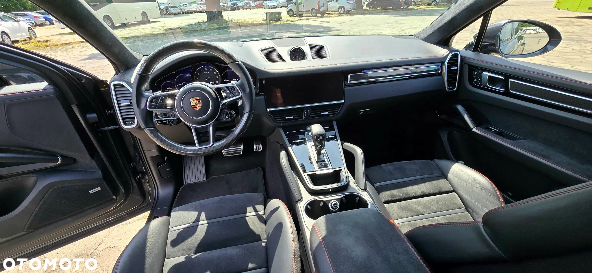 Porsche Cayenne GTS - 5