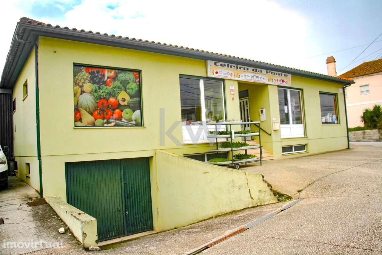 Espaço comercial | Regueira de Pontes | Estrada Nacional 109 - Grande imagem: 3/23