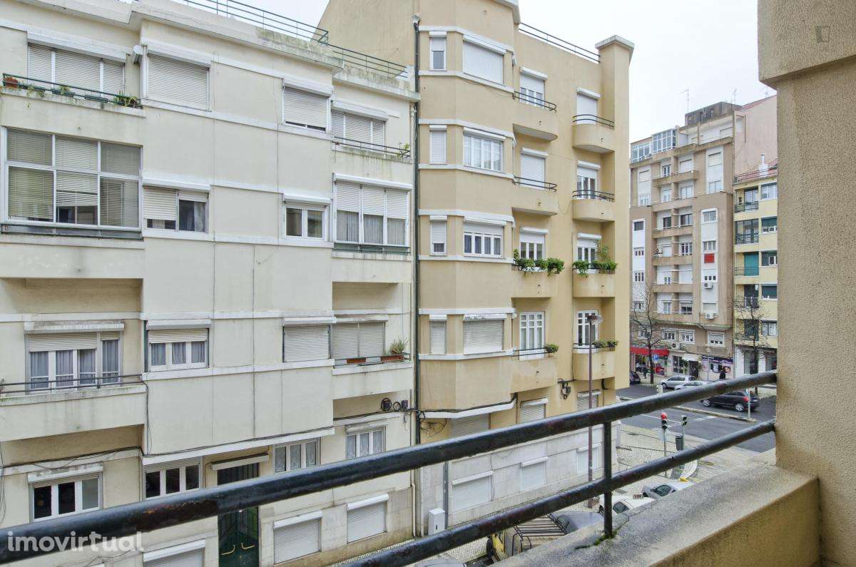 Quarto - localizado em Entrecampos Lisbon - Grande imagem: 3/21