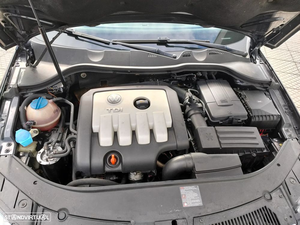 VW Passat 2.0 TDI Highline IM DSG - 8