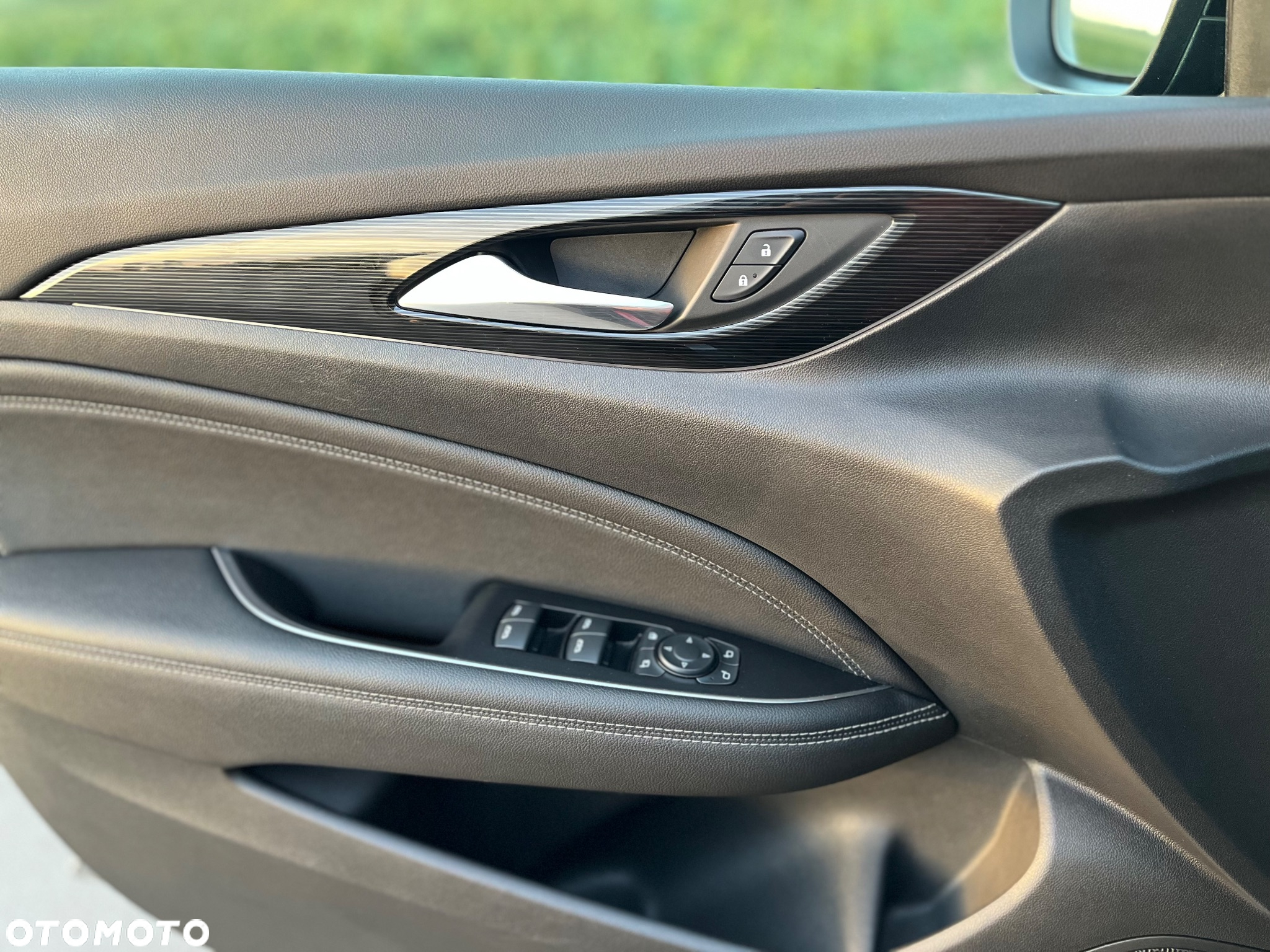 Opel Insignia 2.0 CDTI 4x4 Exclusive S&S - 32