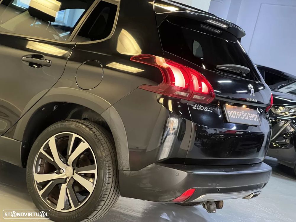 Peugeot 2008 1.2 PureTech GT - 34