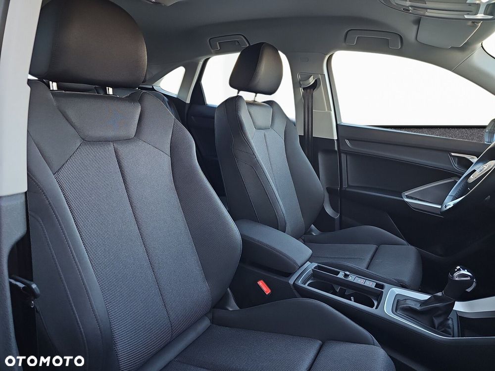 Audi Q3 Sportback - 24