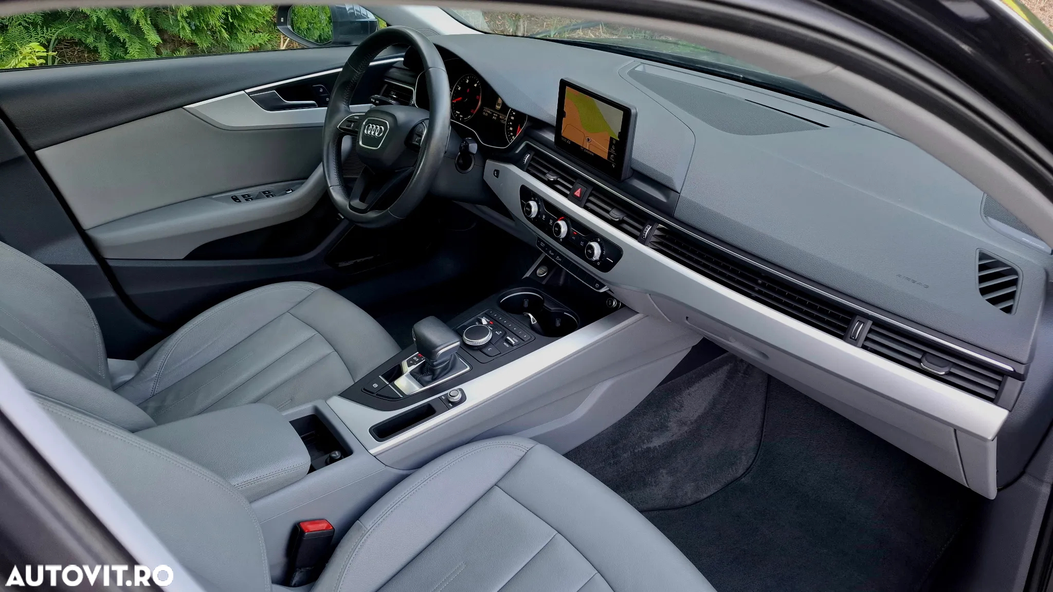 Audi A4 2.0 TDI DPF clean diesel multitronic Attraction - 8