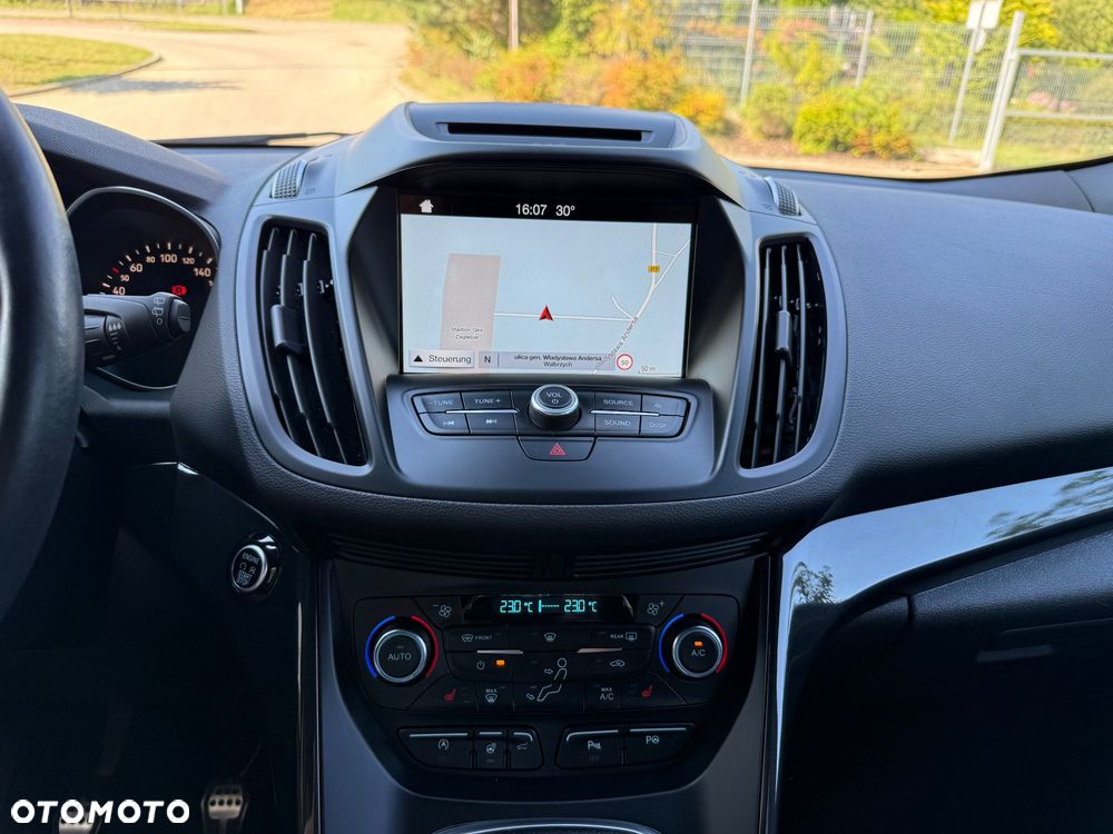 Ford Kuga 1.5 EcoBoost FWD ST-Line X - 15