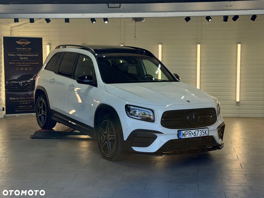 Mercedes-Benz GLB 200 4-Matic AMG Line 8G-DCT - 2