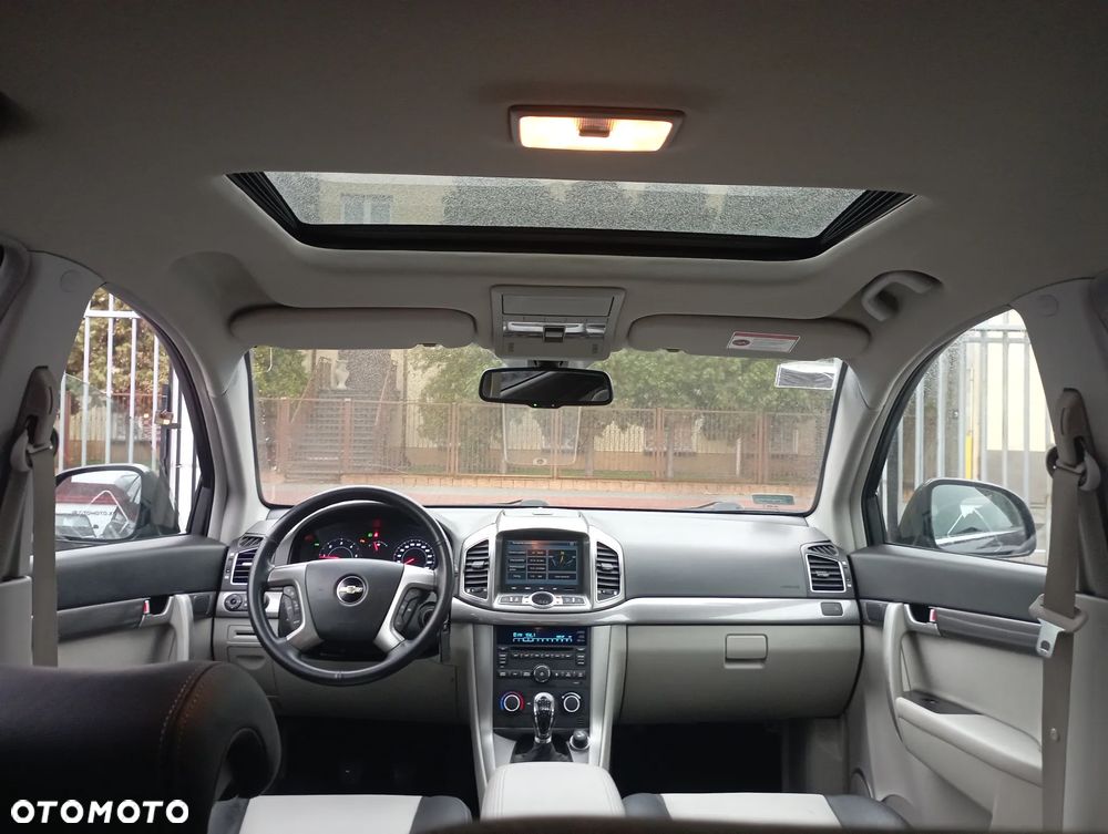Chevrolet Captiva 2.2 d LTZ - 9
